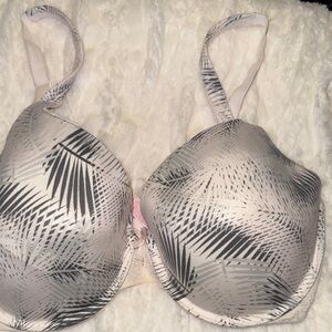 Victoria's Secret Gray and Light Pink Palm leaf pattern Bra